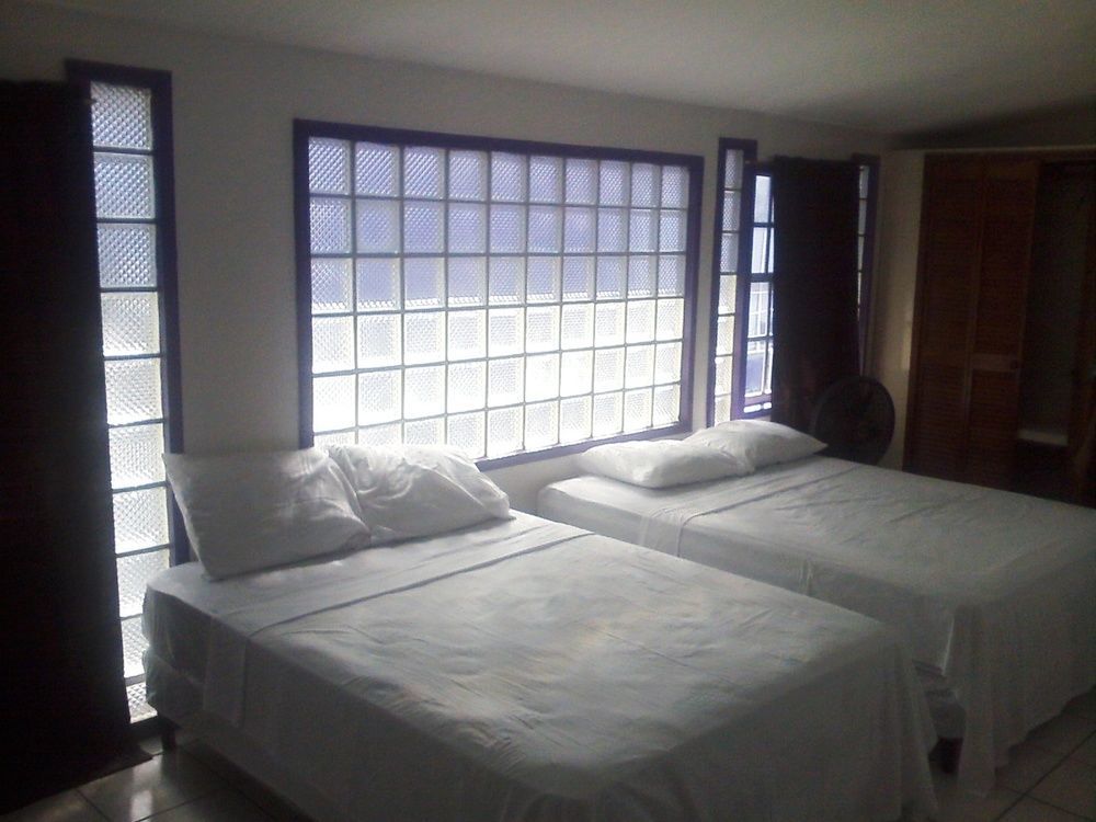Amelia Guest House San Pedro  Ngoại thất bức ảnh