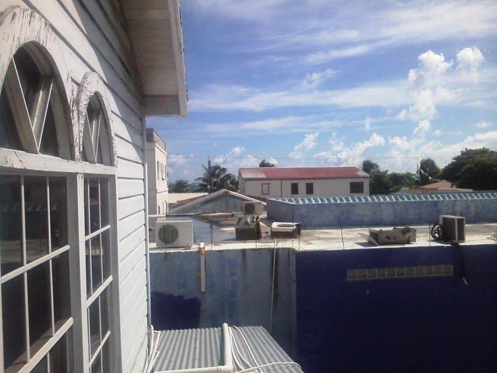 Amelia Guest House San Pedro  Ngoại thất bức ảnh